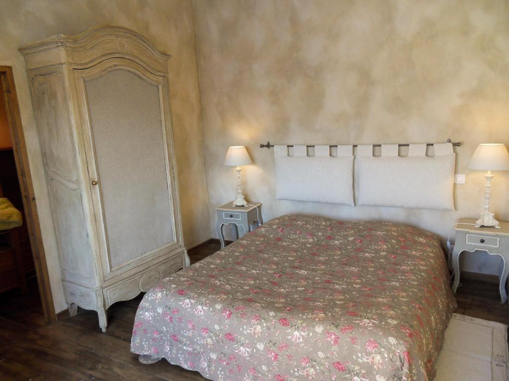 Bed and Breakfast le relais d'elle à Niozelles Extérieur photo